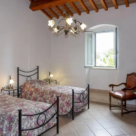 Toscana&mare Cav La Lodola Holiday home *