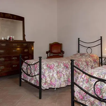 Toscana&mare Cav La Lodola Holiday home *
